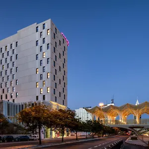 Moxy Oriente Hotel Lisbona